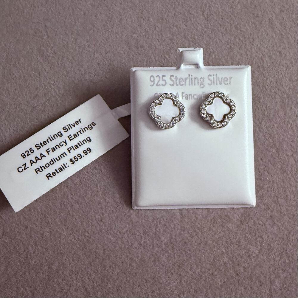 Beautiful Rhodium/925 Sterling Silver Cross Clover Flower Earrings~NEW